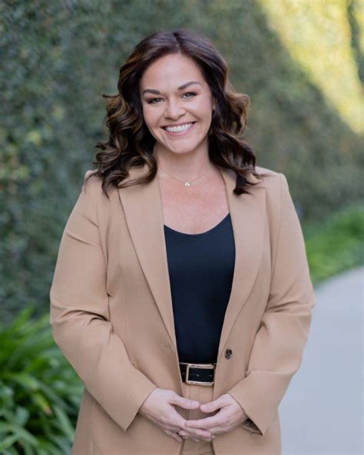 Amber Reyes: A Comprehensive Guide to Her Life, Career, and Achievements